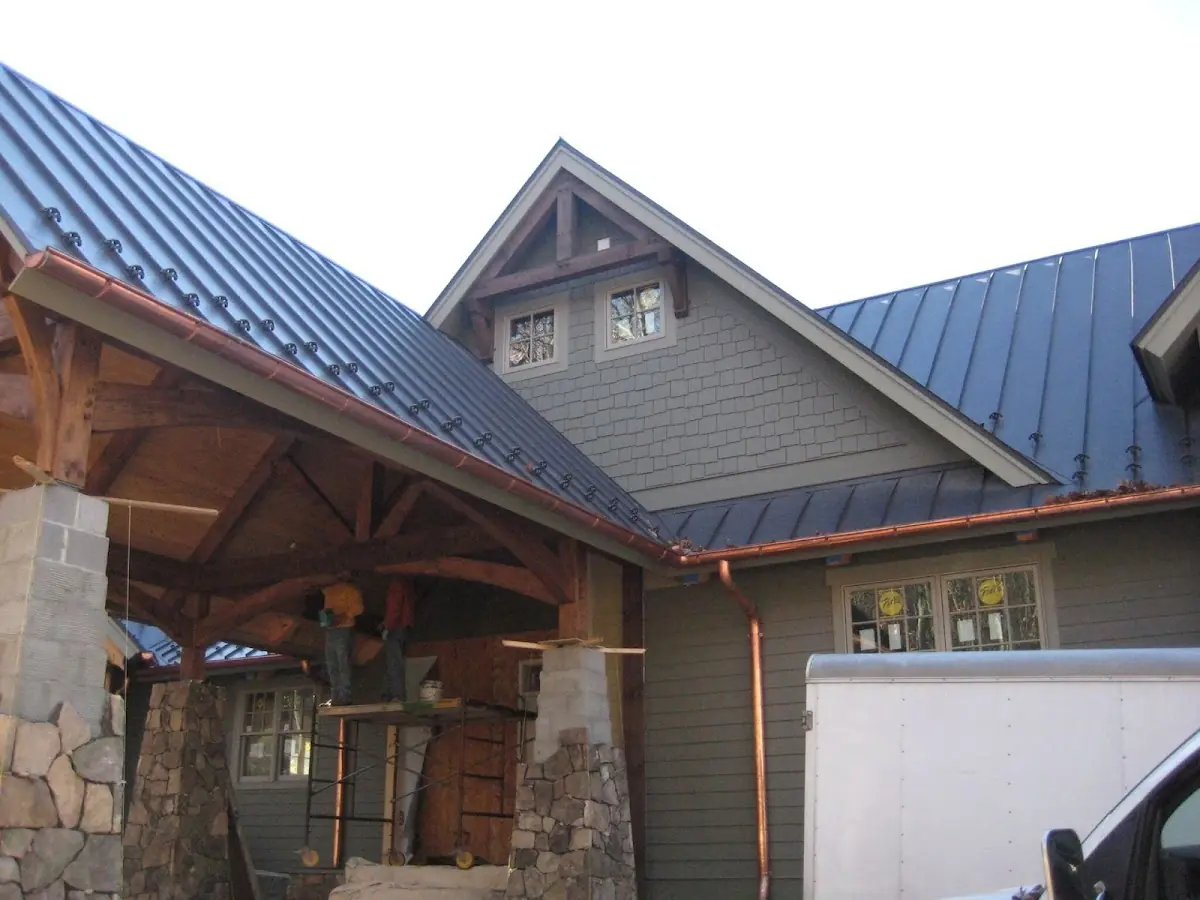 Craftsman Roofing team delivering quality roofing work in Massaponax